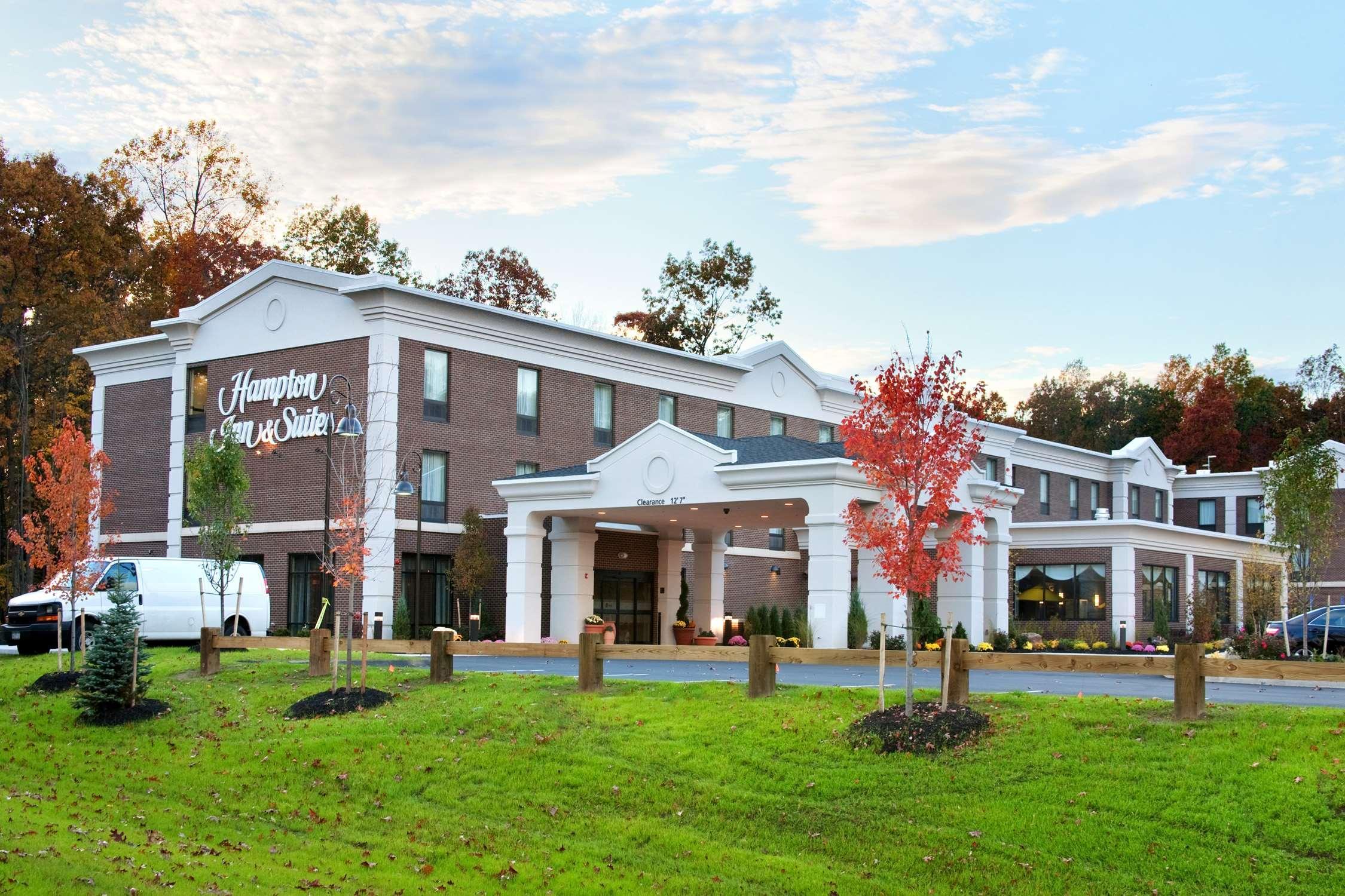 Hampton Inn And Suites Hartford/פרמינגטון מראה חיצוני תמונה